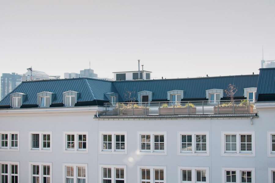 Historisk bygning i klassisk stil, Am Porscheplatz 7, 45127 Essen
